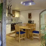 Апартаменты Ferienwohnung-holzer-feng-shui